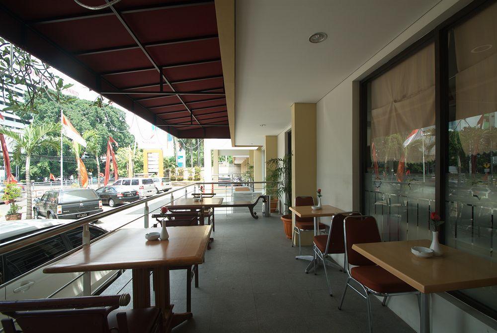 Sofyan Hotel Soepomo Jakarta Eksteriør billede
