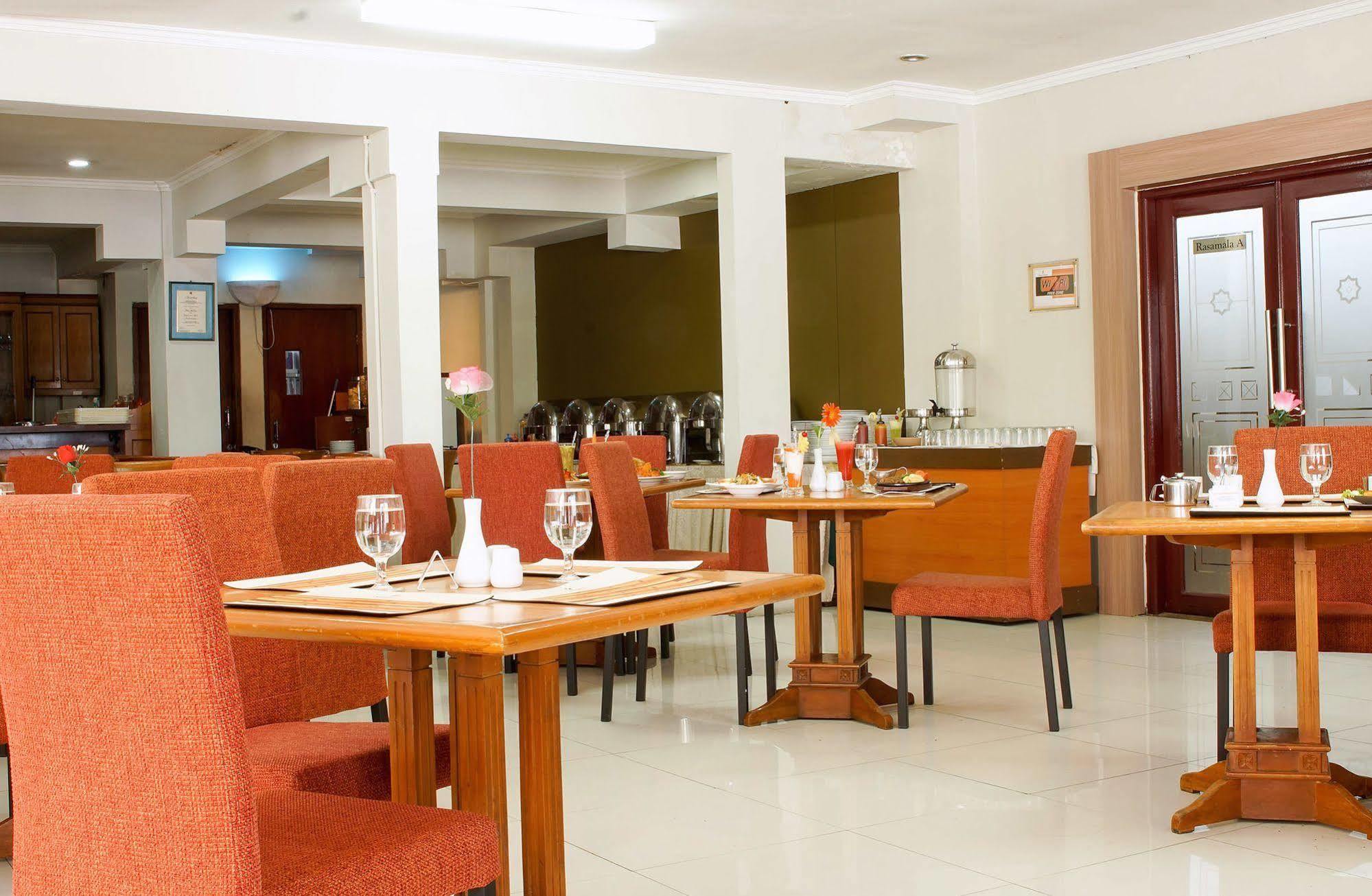 Sofyan Hotel Soepomo Jakarta Eksteriør billede