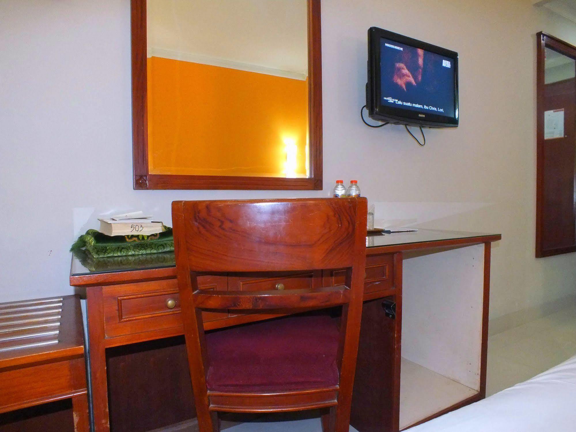 Sofyan Hotel Soepomo Jakarta Eksteriør billede