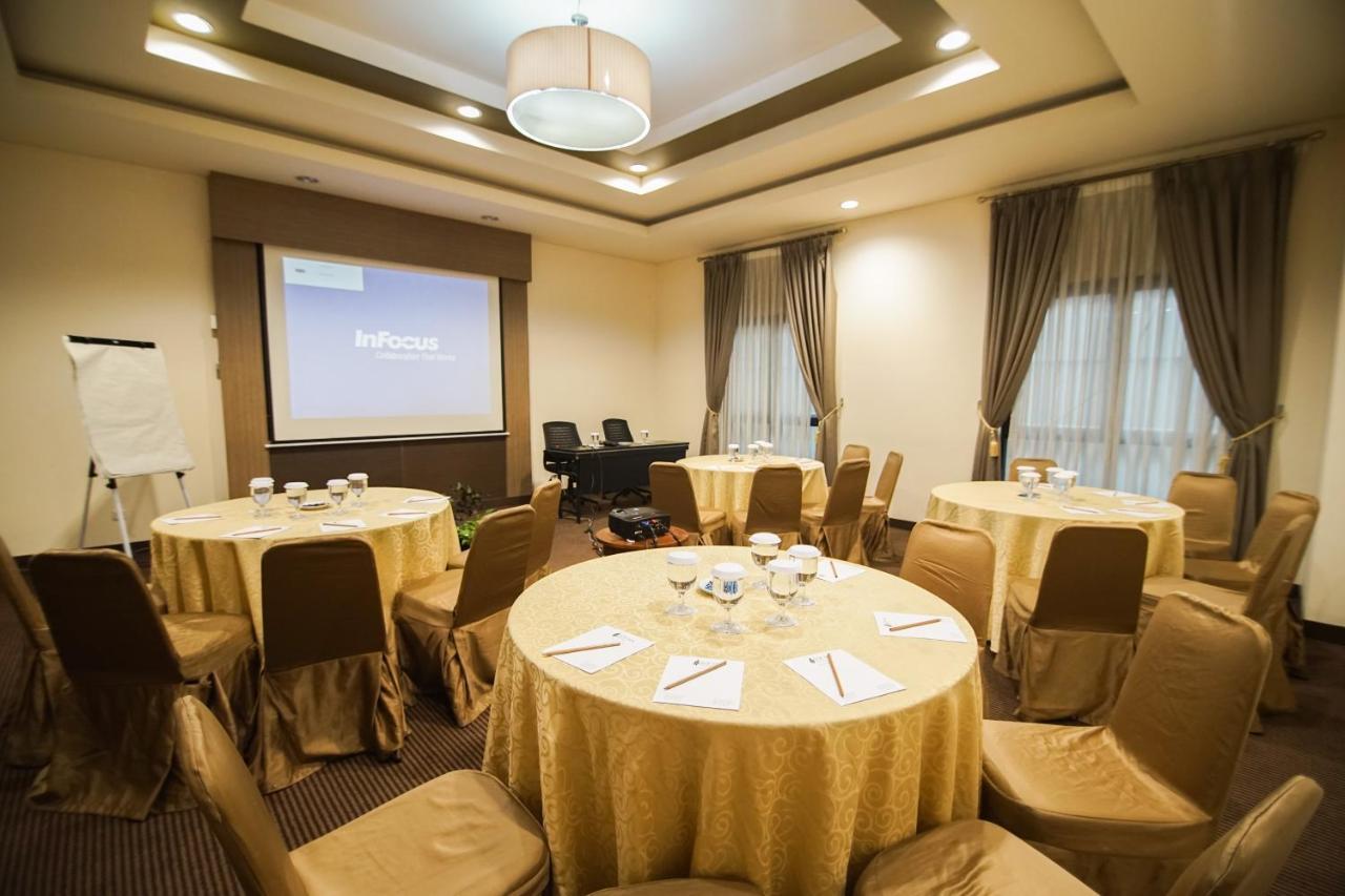 Sofyan Hotel Soepomo Jakarta Eksteriør billede