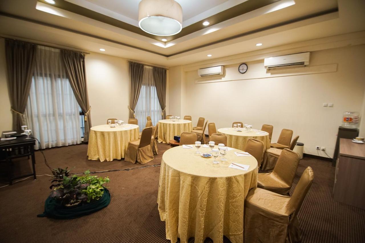 Sofyan Hotel Soepomo Jakarta Eksteriør billede