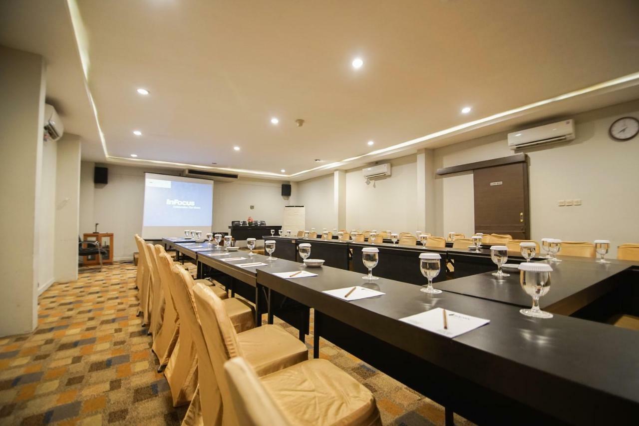 Sofyan Hotel Soepomo Jakarta Eksteriør billede